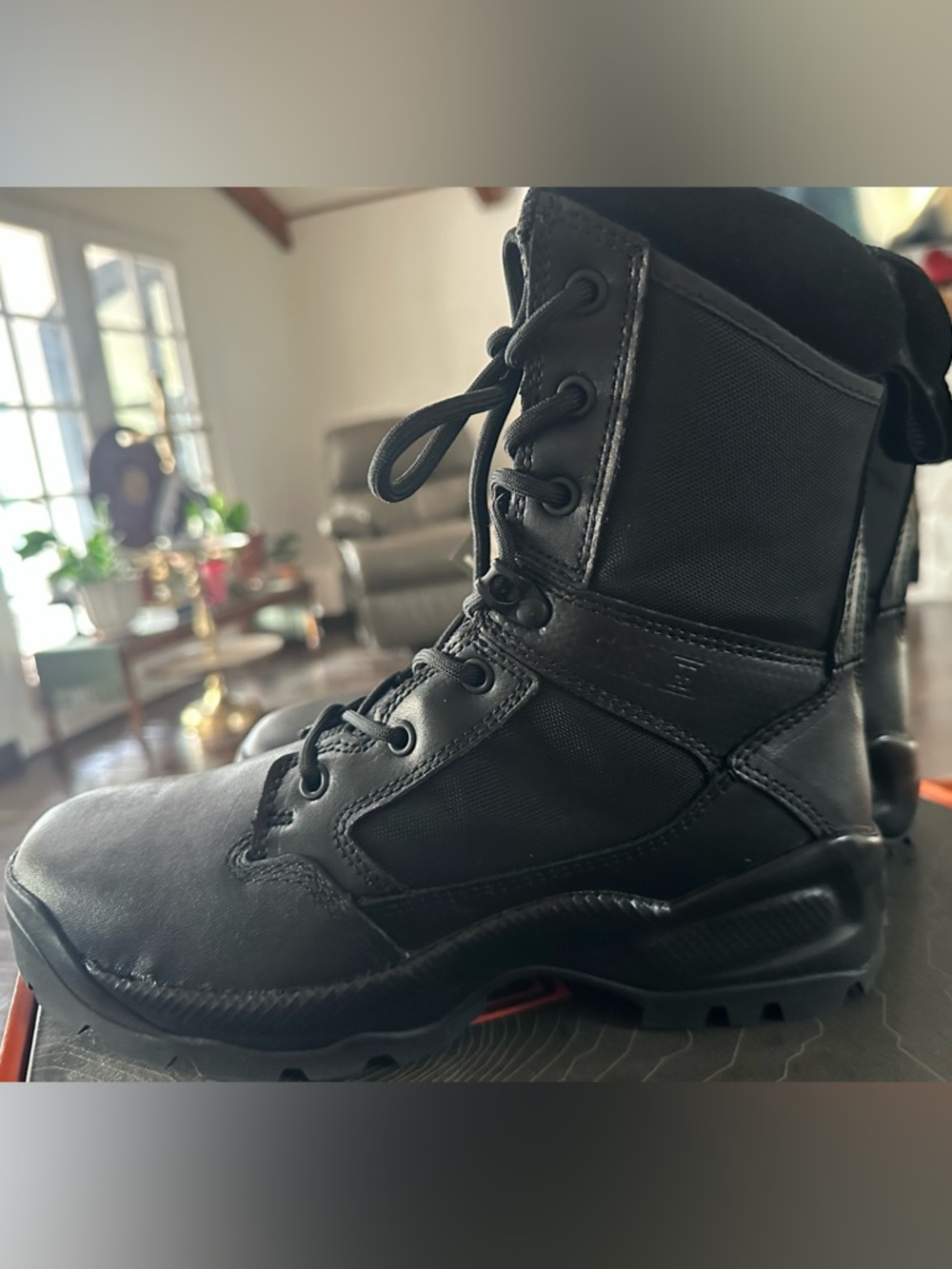 5.11 Women's A.T.A.C.® 2.0 8" boots - Picture 4 of 9
